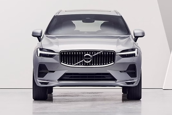 The Classic Amazon And The XC60, Two Volvo's Bestsellers Separated By 52 Years - autojosh 