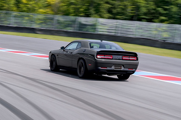 Final Dodge Challenger, A 1,000-hp SRT Demon 170, Rolls Off The Assembly Line - autojosh