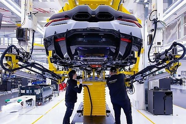 Lamborghini Moves To A 4‑day Working Week Without Reducing Worker's Pay - autojosh