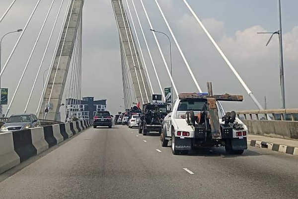 Crime-free Yuletide : RRS Lagos Command Conducts Convoy Patrol Across Major Roads In The State - autojosh 