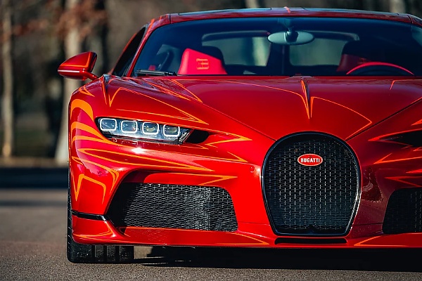 Bugatti Shows Off Two Matching Custom Chiron Super Sports It Created For American Couple - autojosh 