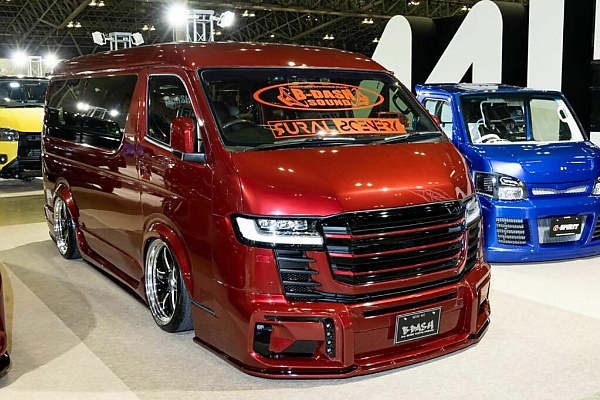 Meet The “Getsu Ace”, A Customized Toyota HiAce Bus With The Face Of Land Cruiser 300 Series - autojosh 