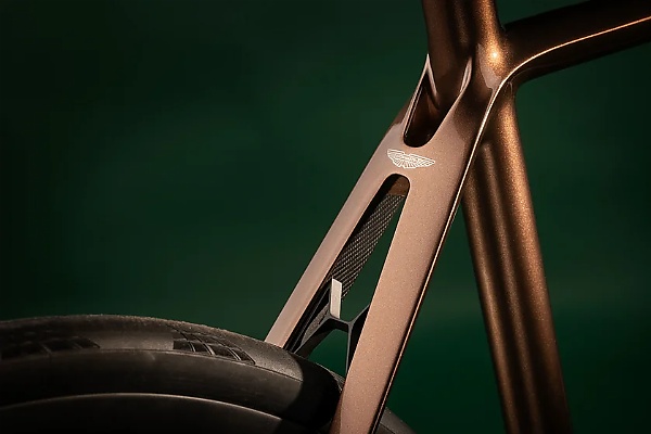 Hypercar On Two Wheels : Aston Martin Reveals The World’s Most Bespoke Road Bicycle - autojosh 