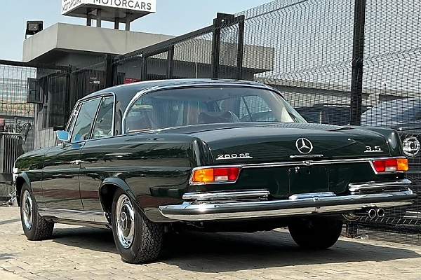 This Revamped 1969 Mercedes 280 SE Is On Sale For N800 Million At Lagos Dealership - autojosh 