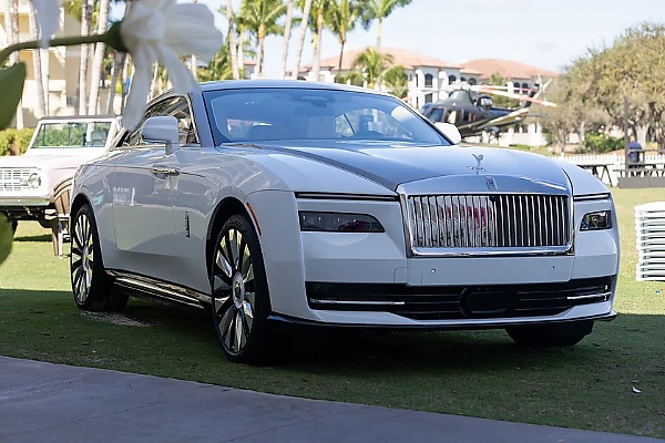 Electric Rolls-Royce Spectre Sells For $1.4 Million At Charity Auction — Three Times Its Base Price - autojosh 