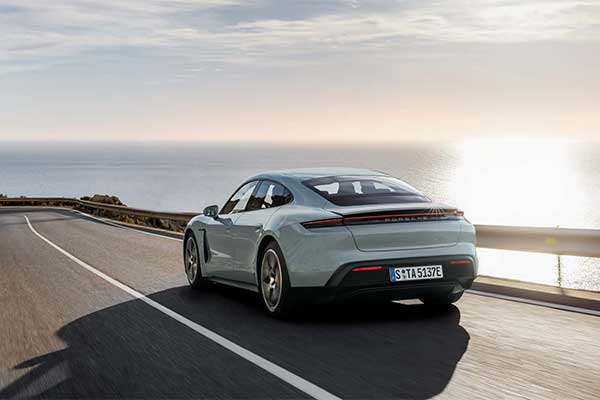 Porsche Announces Updated Taycan For 2025 Model Year