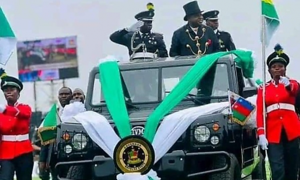 Newly Sworn-in Bayelsa State Governor Douye Diri Rides In A Parade Car Made By Innoson - autojosh