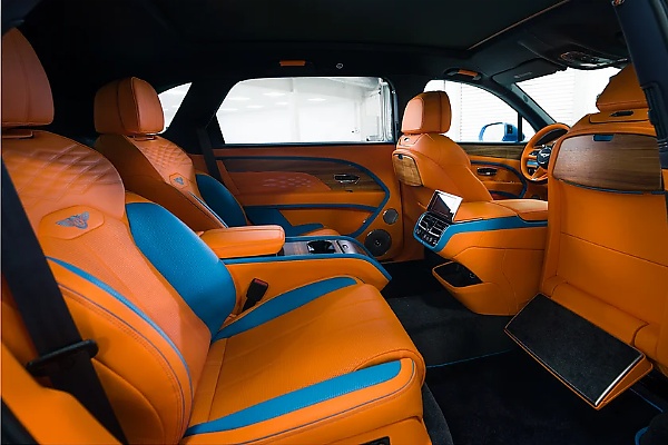 Mulliner Creates The First-ever Two-Tone Bentley Bentayga EWB For A Wealthy Couple - autojosh 