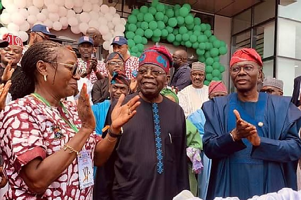 President Tinubu Commissions Lagos Red Line Infrastructure, To Carry 500,000 Passengers Per Day - autojosh
