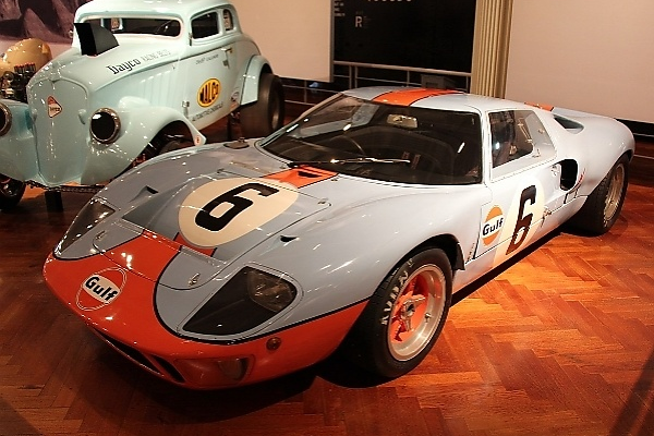 One Of Only 30 Original Ford GT40 Road Cars Sold For $6.9 Million At Auction - autojosh 