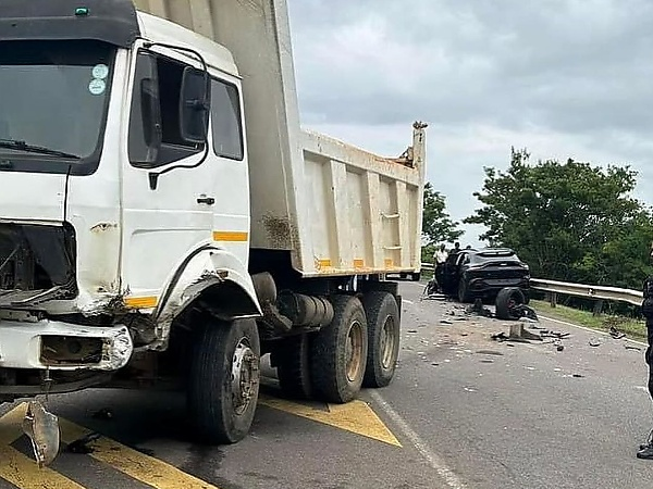 Aston Martin DBX Worth Over ₦600 Million Met Its End In A Crash With A Tipper Truck In South Africa - autojosh 