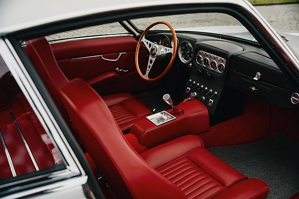 Lamborghini's First-ever Production Car, The 350 GT, Returns To Geneva 60 Years After Its Debut - autojosh 