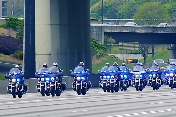 Stunning Convoy Of Ex-president Donald Trump, Including Dozens Of Police Motorcycles And SUVs (Video) - autojosh 