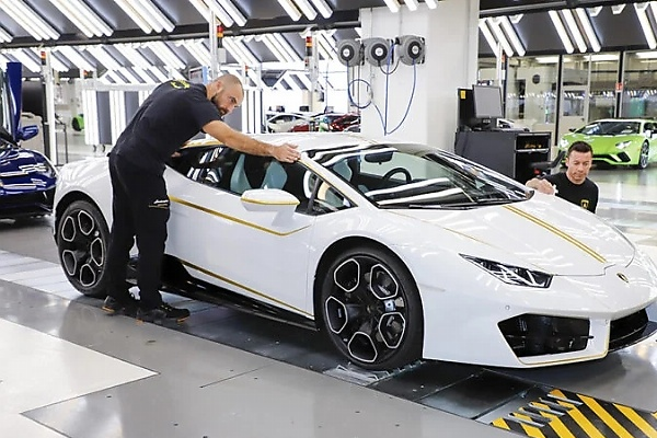 16 Hours And 2,750 Components Are Needed To Build One V10-powered Lamborghini Huracan - autojosh 
