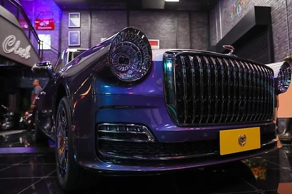 Malaysian King Becomes The World's First To Own China’s Most Expensive Car, The Hongqi L5 Limo - autojosh 