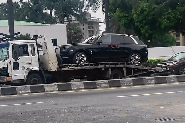 Rolls-Royce Cullinan Worth ₦800 Million Spotted On A Car Carrier Enroute For Delivery In Lagos - autojosh 