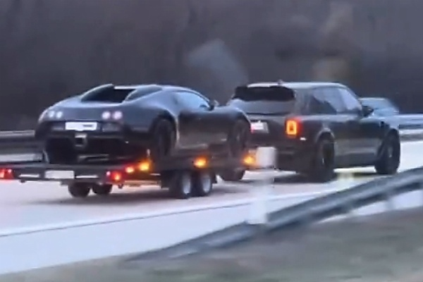 YouTuber Uses Brand New Rolls-Royce Cullinan To Tow Bugatti Veyron - autojosh