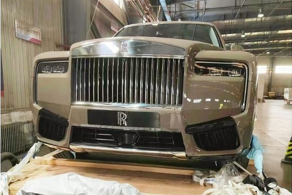 First Photo Of Facelifted 2025 Rolls-Royce Cullinan Series II Ahead Of Reveal - autojosh 