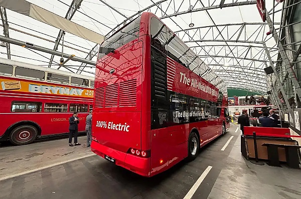 BYD Aims To Replace London’s Famous Buses With Its 400-mile BD11 Electric Double-decker Bus - autojosh 
