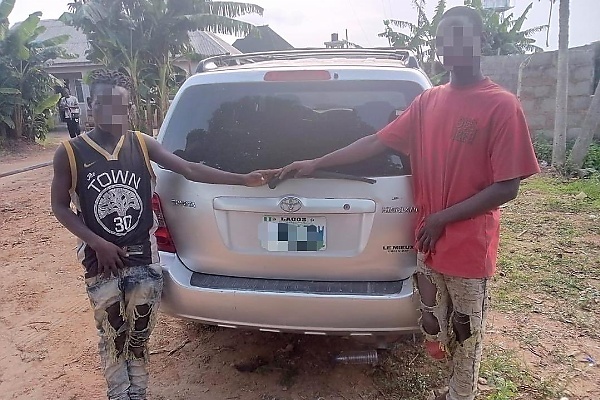 Lagos Police Arrest Driver, Security Guard While Trying To Sell Their Boss's Car, Praises Car Dealer - autojosh