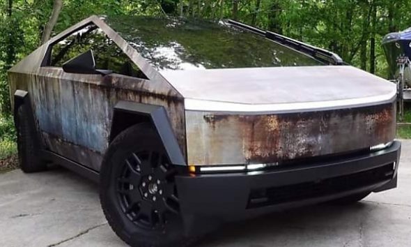 Rust Wrap : This Tesla Cybertruck Looks Like A Car That Has Been Abandoned In A Barn For A Decade - autojosh