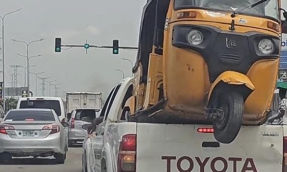 Photos : Toyota Hilux, A Tried-and-tested “Workhorse”, Seen Giving Keke Marwa A Lift - autojosh