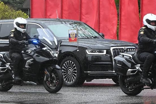 Vladimir Putin Sworn-in For A Record 5th Term, Chauffeured In Armored Aurus Senat L700 Limousine - autojosh
