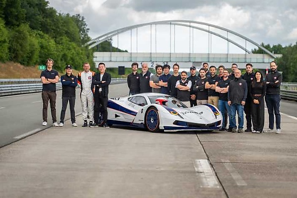 Aspark Owl SP600 Becomes The World’s Fastest EV After Hitting 272.6-mph - autojosh