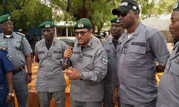 Customs Commends Officers For Rejecting N1.5 Million Bribe From Rail Track Vandals - autojosh