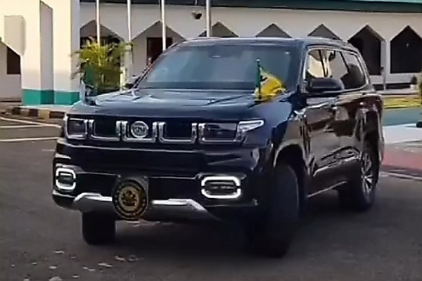 Soludo Adds Another Innoson SUV To His Official Car Fleet, Continues To Patronise Locally-made Products - autojosh 