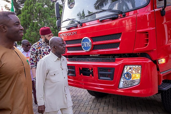 Innoson Donates Made-in-Nigeria Fire Truck To Abia State Government - autojosh 