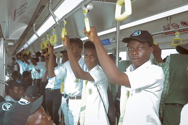 Lagos First Lady Took 230 Boys On Industrial Tour, Rode In Blue Line Train From Marina To Alaba Station - autojosh 