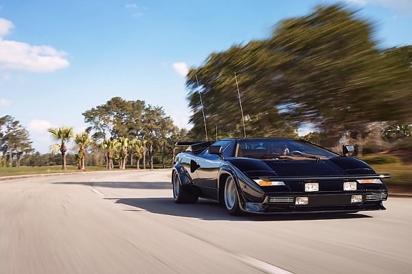 Iconic Lamborghini Countach Used In 1981 Movie, “The Cannonball Run”, Turns 45 Years - autojosh 