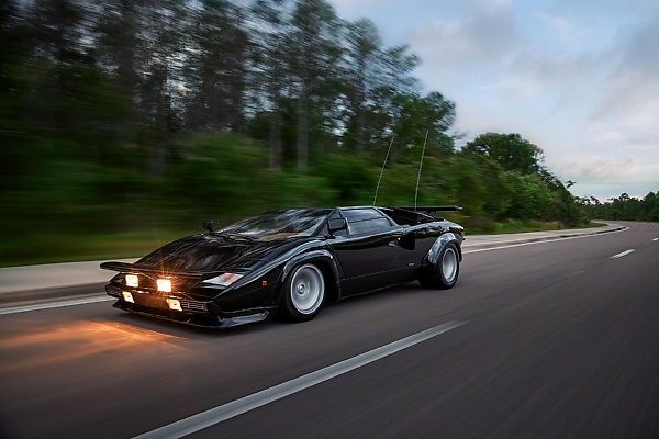 Iconic Lamborghini Countach Used In 1981 Movie, “The Cannonball Run”, Turns 45 Years - autojosh 