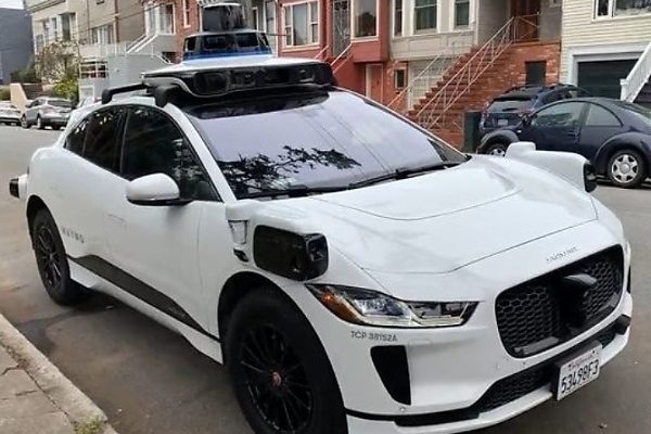 Nigerian Shares Unbelievable Experience While Inside A Self-driving Robotaxi In San Francisco (Video) - autojosh