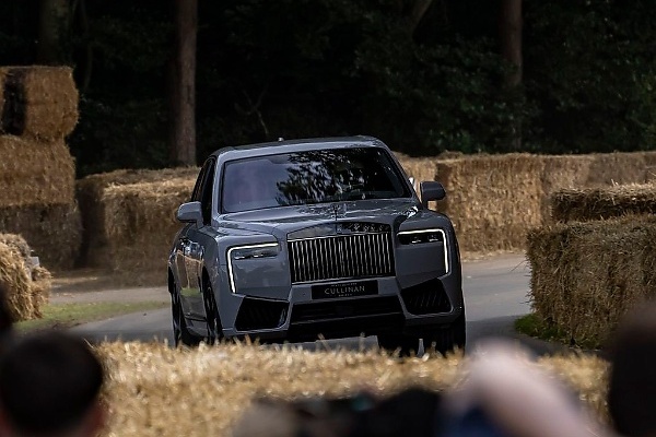 Photos : 2025 Rolls-Royce Cullinan Series II Pushed To Its Limit At The Goodwood Festival Of Speed - autojosh