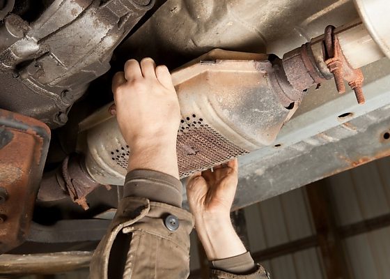 “I Arrested 4 Mechanics Cause Of This Problem” : Nigerian Car Dealer Shares Video Of Catalytic Converter Theft - autojosh