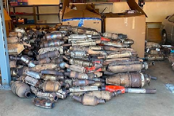 Toyota Prius Owner Welded Iron Bars Underneath To Prevent Catalytic Converter Theft - autojosh