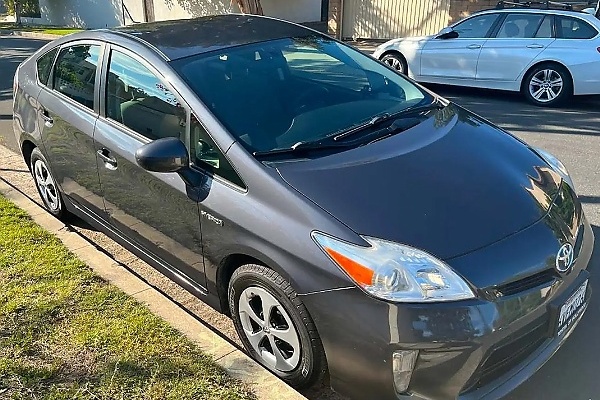 Toyota Prius Owner Welded Iron Bars Underneath To Prevent Catalytic Converter Theft - autojosh 