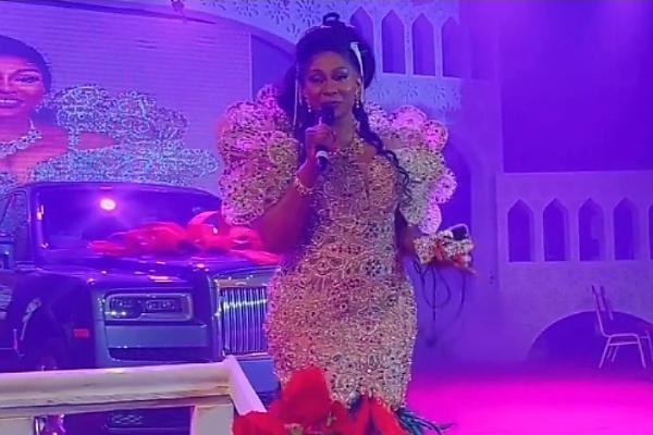 Interior Designer 'Eva Ogbebor' Gift Herself Rolls-Royce Cullinan, Displays It On Stage During Birthday Bash - autojosh 