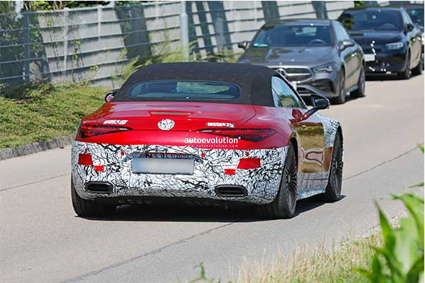 Mercedes-Maybach SL Spy Photos Spotted, Set To Be Unveiled Later This Year