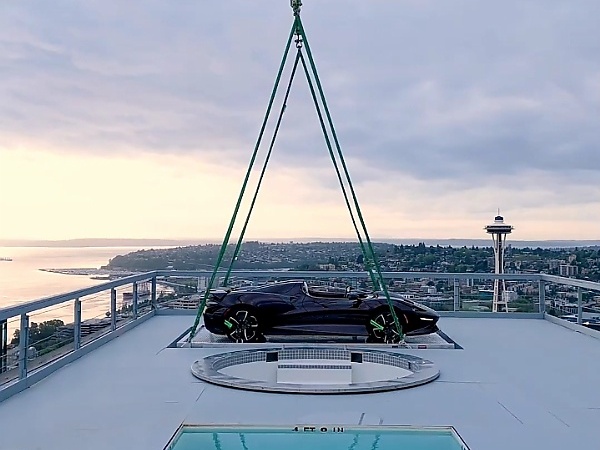 Watch : Roofless, Windscreen-less $1.7M McLaren Elva Lifted To 47th Floor Of A Penthouse In Seattle - autojosh 