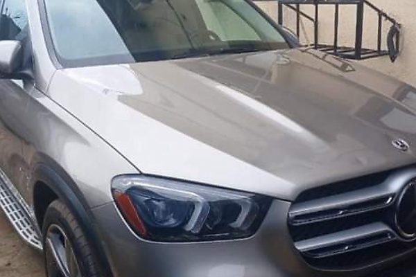 NDLEA Arrest Lagos Most Wanted Drug Baron While Trying To Escape In His Mercedes-Benz GLE - autojosh 