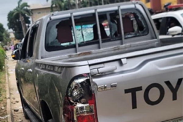 Protesting Staff And Students At FCE (T) Akoka Damages 5 Vehicles, 32 Suspects Arrested - autojosh 