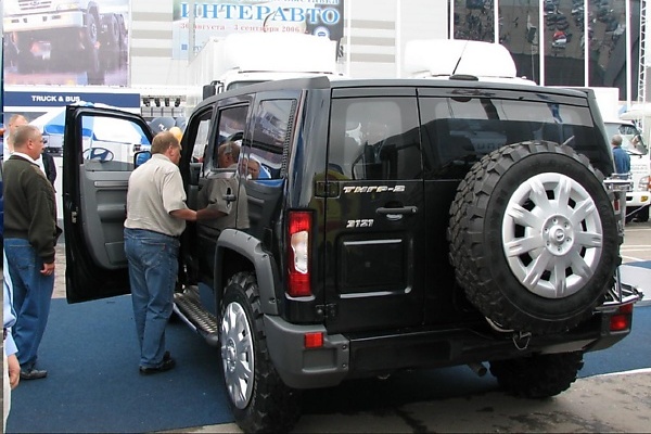 Russian Hummer : Check Out GAZ-3121 (Tigr-2) SUV Based On Military Vehicle - autojosh 