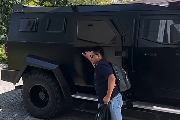 Ex-boxer, Senator Manny Pacquiao Shows Off His Armored INKAS Sentry Civilian - autojosh 