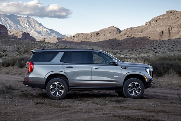 2025 GMC Yukon Arrives With Bold Exterior, 16.8-inch Infotainment, First-ever AT4 Ultimate Trim - autojosh 