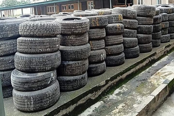 Customs Oyo/Osun Command Intercepts 2,290 Used Tyres - autojosh 