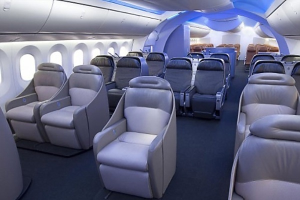 Inside The Boeing Business Jet 787 Dreamliner Before The Seats Are Installed - autojosh 