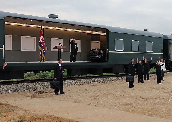 North Korea Kim Jong-un’s New Mercedes-Maybach GLS 600 Spotted Inside His Armored Train - autojosh 